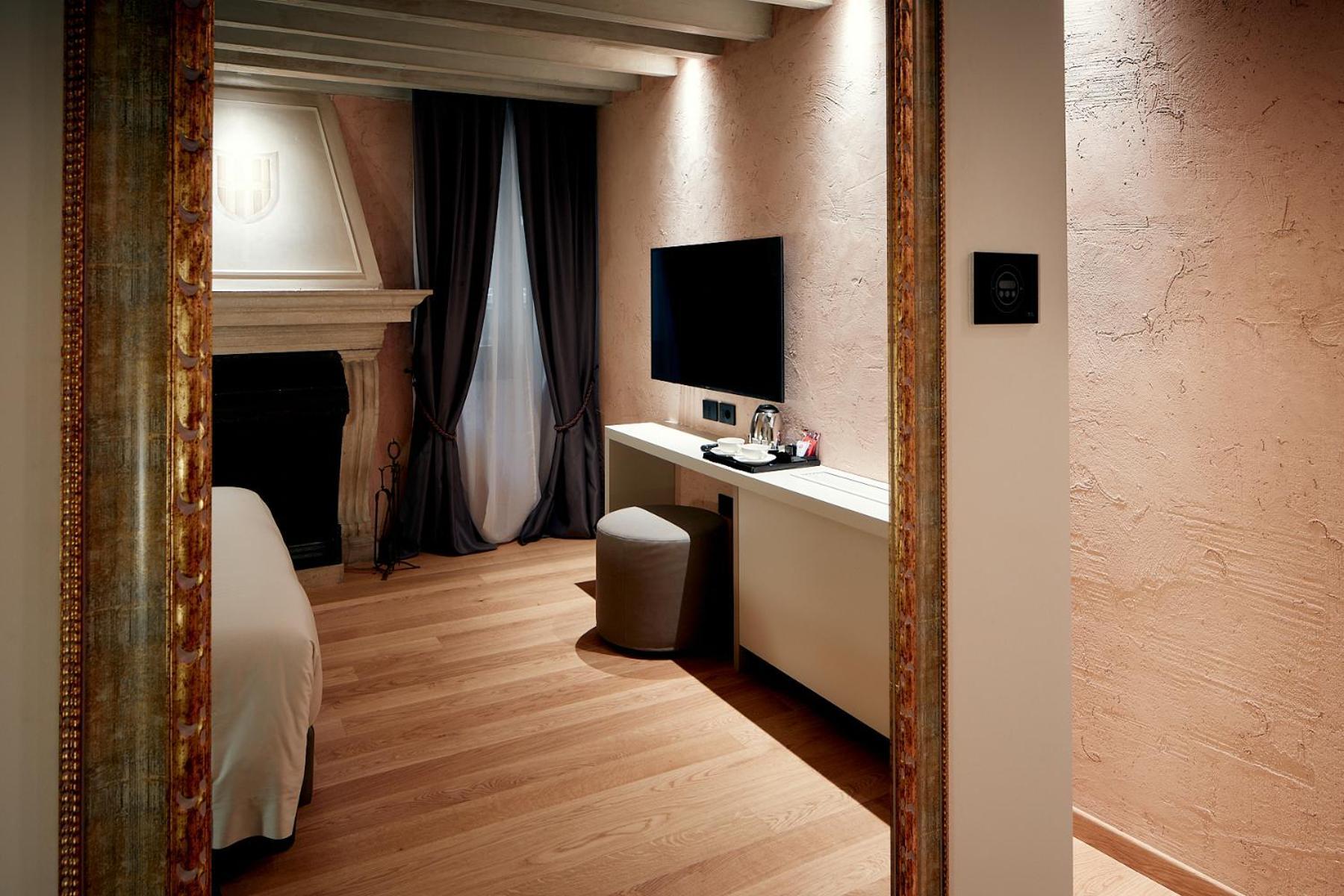 Ca' Dei Proverbi Suites - Wenice Deep Culture Venice Luaran gambar